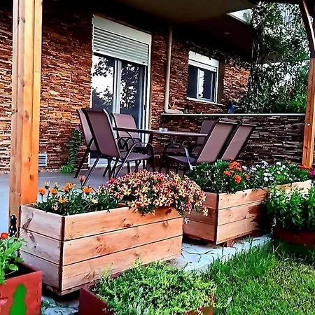 Nouli's Mountain View Haven *