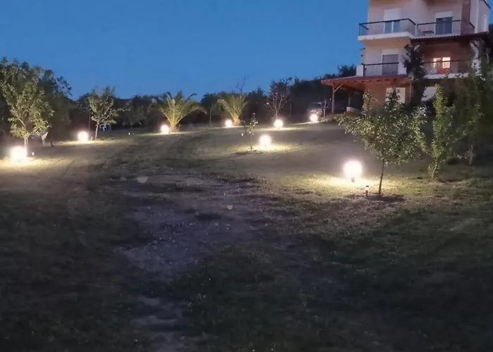 Nouli's Mountain View Haven * 尼基季