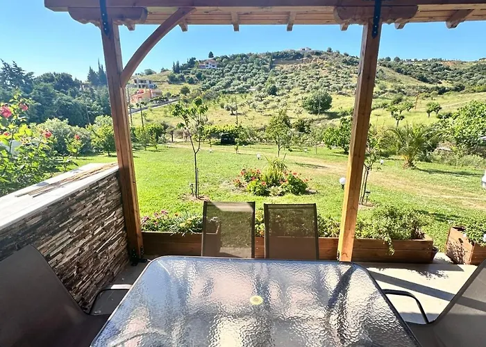 Nouli's Mountain View Haven